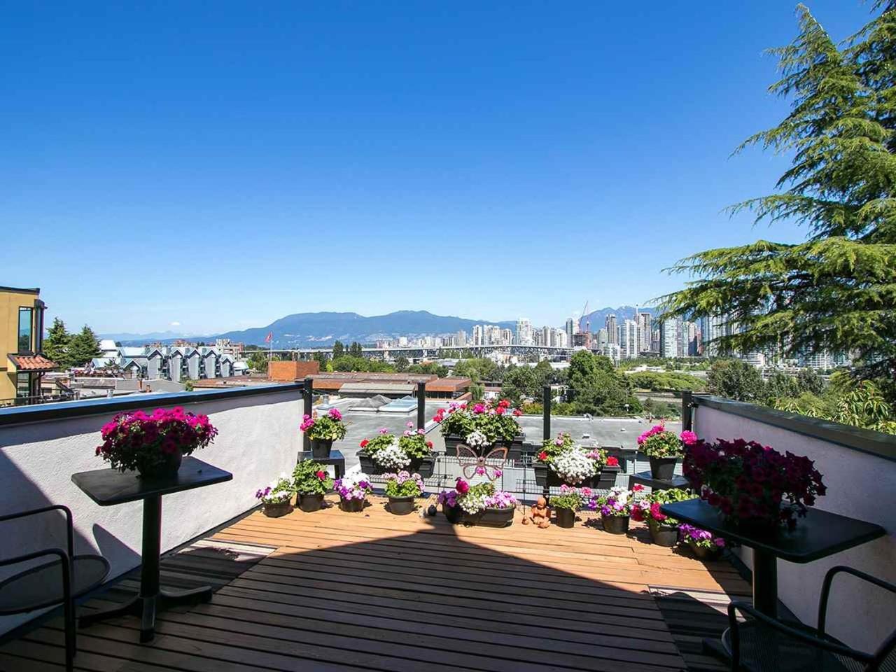 Apartmán Billion Dollar Views In A Beautiful Fairview Slopes Heritage House Vancouver Exteriér fotografie